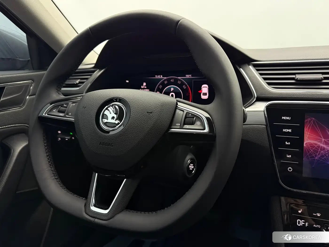 Skoda Superb id 4583722 из Китая 16