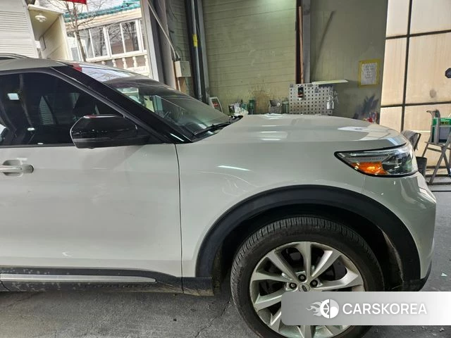 Ford Explorer 6th Generation 2022 Белый из Кореи, фото 4