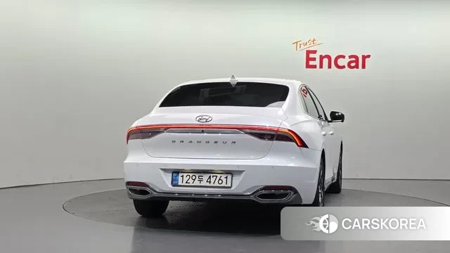Hyundai The New Grandeur IG Hybrid id 3458767 из Кореи 14