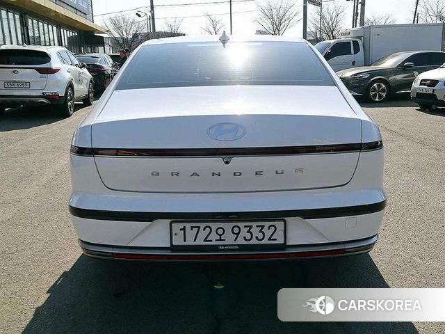 Hyundai Grandeur (GN7) id 3826432 из Кореи 14