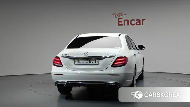 Mercedes-Benz E-Class W213 id 4465265 из Кореи 26