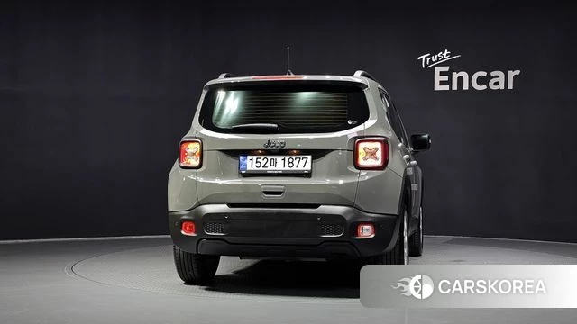 Jeep Renegade id 4670682 из Кореи 26