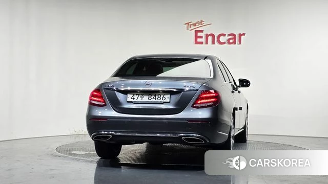 Mercedes-Benz E-Class W213 id 4615570 из Кореи 25