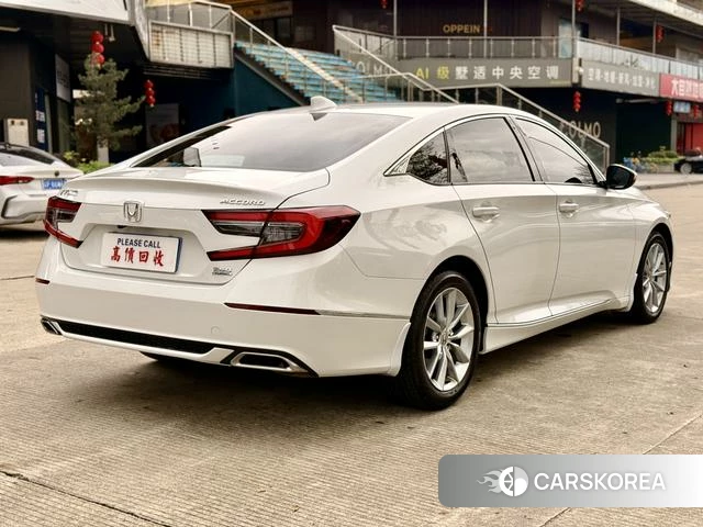 Honda Accord 2022 Белый из Китая, фото 4