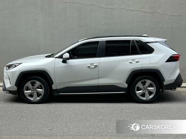 Toyota RAV4 Rongfang 2021 Белый из Китая, фото 4