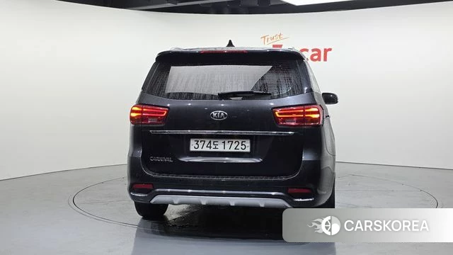 Kia The New Carnival id 3807853 из Кореи 14