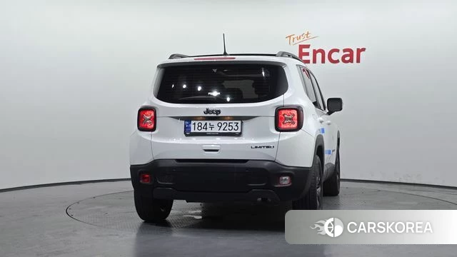 Jeep Renegade id 4725902 из Кореи 25