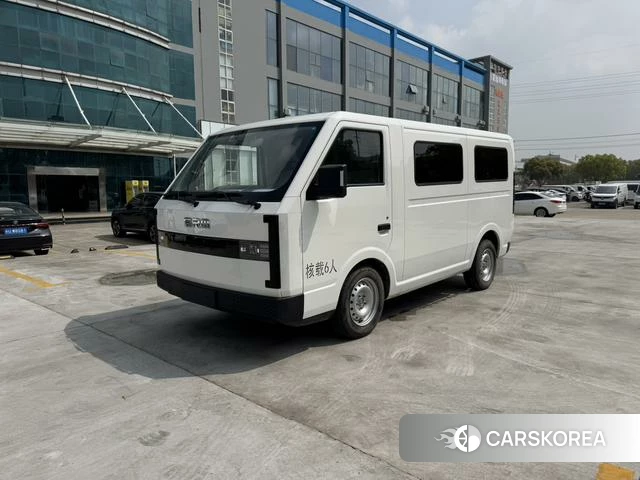 Xinyuan Automobile Xinyuan E3 2025 Белый из Китая, фото 4