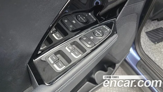 Kia The New Niro id 2547198 из Кореи 14