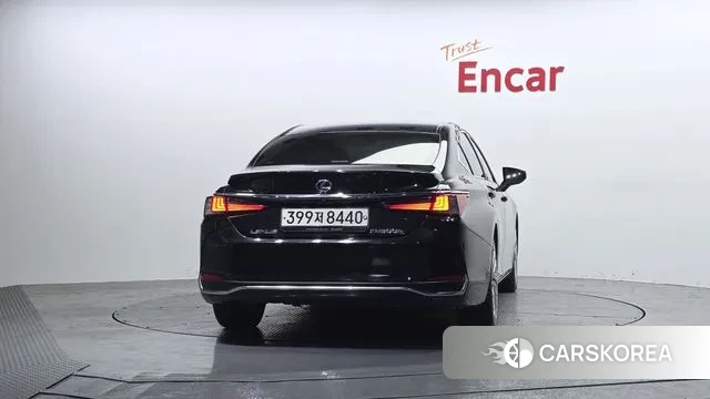 Lexus ES300h 7th generation id 3778898 из Кореи 14