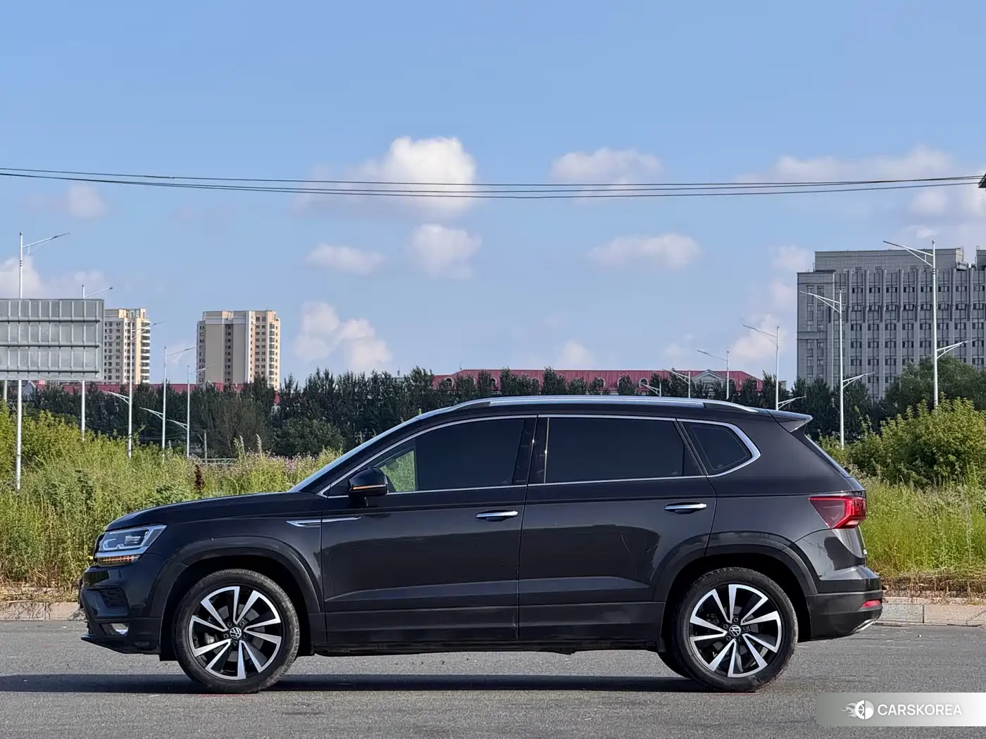Volkswagen Tharu id 4628999 из Китая 17
