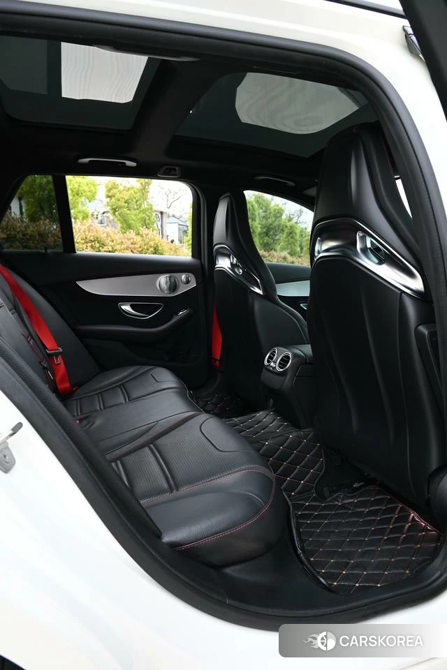 Mercedes-Benz C-class AMG id 4240598 из Китая 18