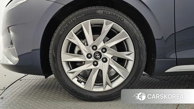 Hyundai The New Grandeur IG Hybrid id 4458698 из Кореи 28