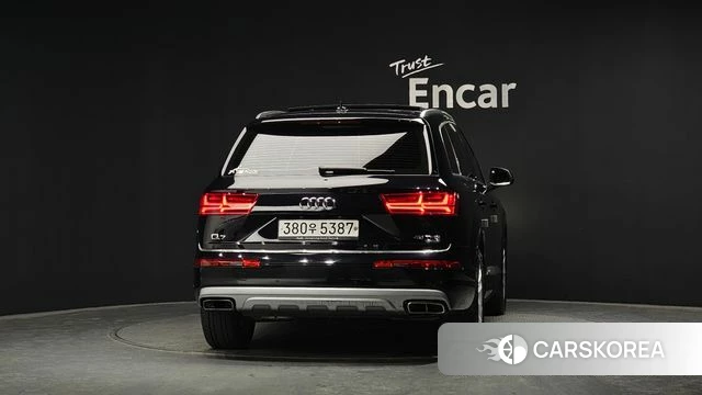 Audi Q7 (4M) id 3905318 из Кореи 14