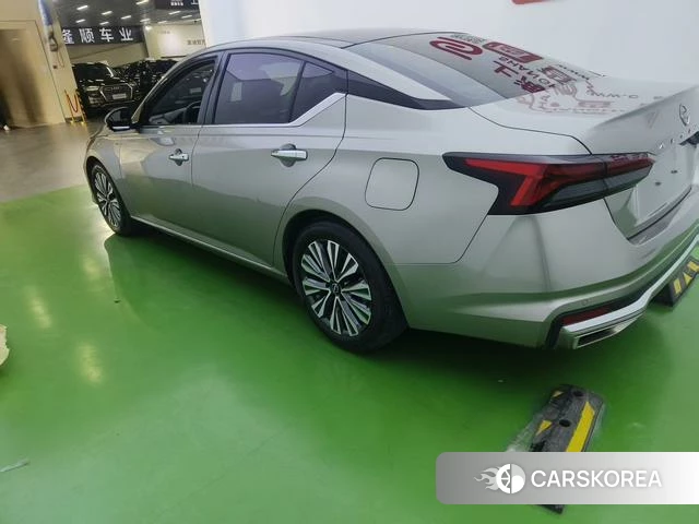 Nissan Teana 2023 Шампань из Китая, фото 4