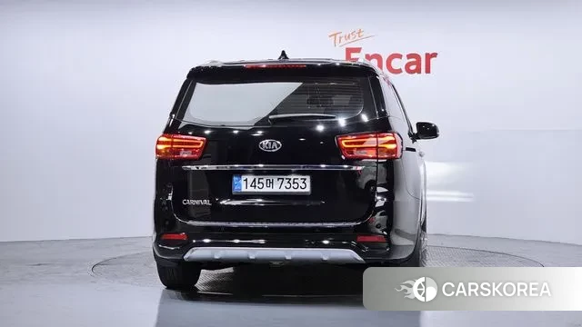 Kia The New Carnival id 3682430 из Кореи 14