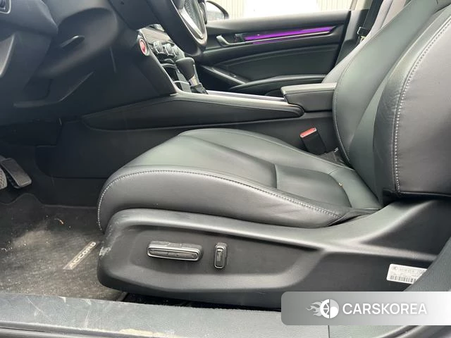 Honda Accord id 4300465 из Китая 16