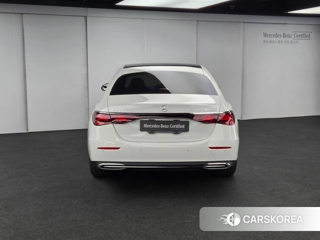 Mercedes-Benz E-Class W214 id 3837775 из Кореи 7