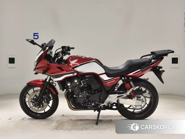 Проданный Honda CB400SF BOLDOR ABS 2022 из Японии, фото 4