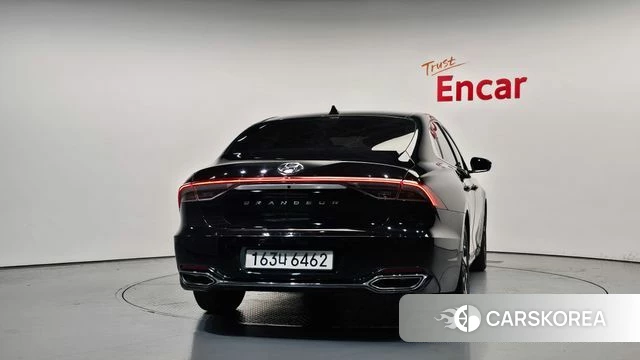 Hyundai The New Grandeur IG Hybrid id 4682957 из Кореи 14