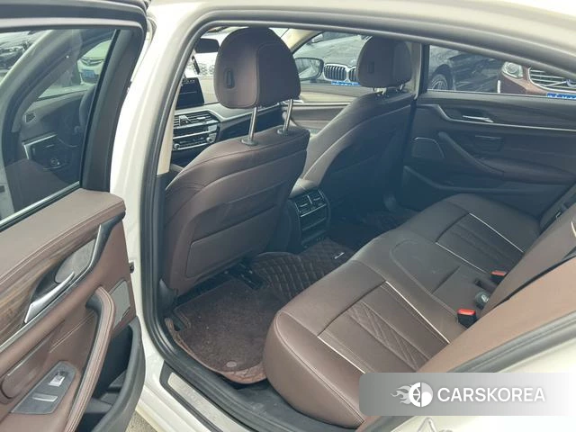 BMW 5 series 2022 Белый из Китая, фото 5