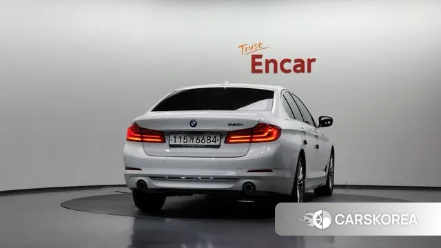 BMW 5 Series (G30) id 3324768 из Кореи 14