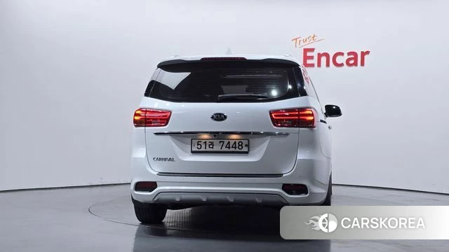 Kia The New Carnival id 4384692 из Кореи 27