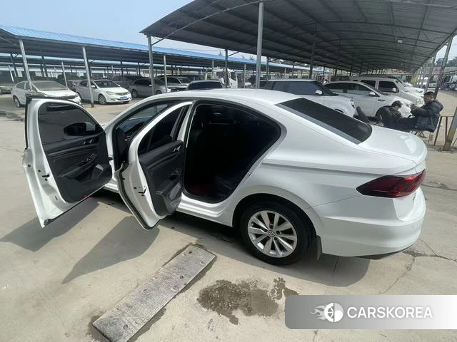 Volkswagen Bora 2021 Белый из Китая, фото 6