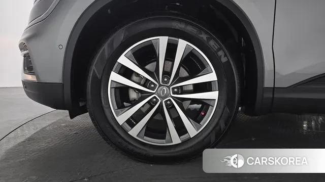 Renault Korea (Samsung) The New QM6 id 3666135 из Кореи 14