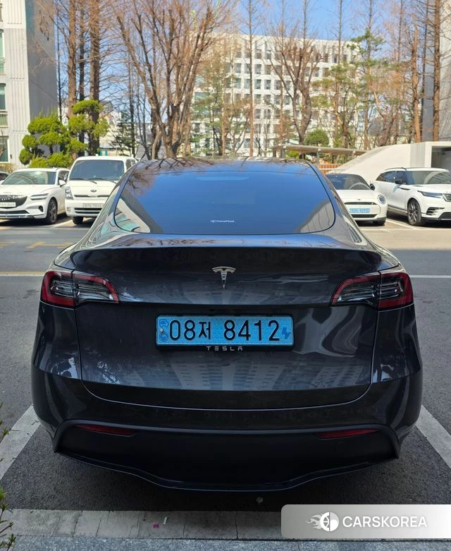 Tesla Model Y 2023 Серый из Кореи, фото 6