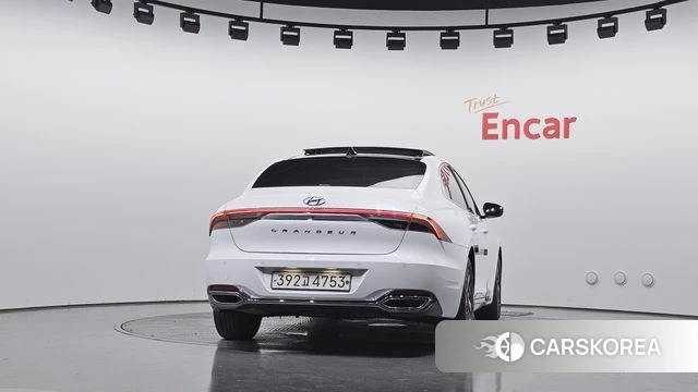 Hyundai The New Grandeur IG Hybrid id 4667163 из Кореи 14