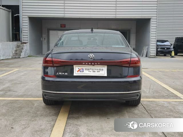Volkswagen Passat id 4333447 из Китая 12