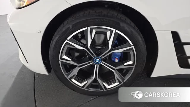 BMW i4 id 3664242 из Кореи 14