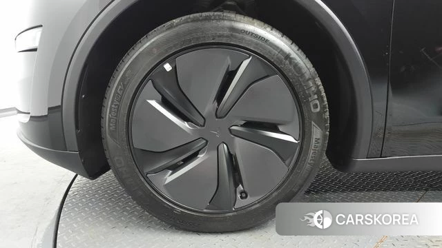 Tesla Model Y id 4400184 из Кореи 25