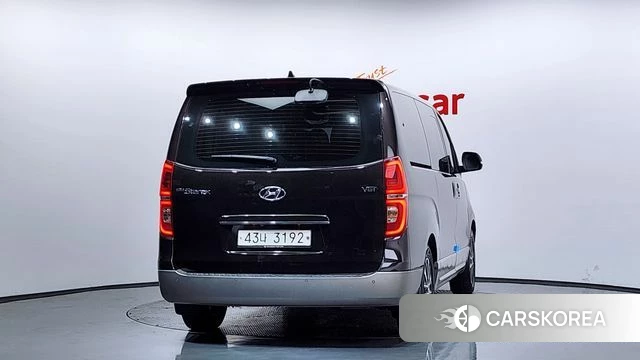 Hyundai The New Grand Starex id 3861687 из Кореи 14