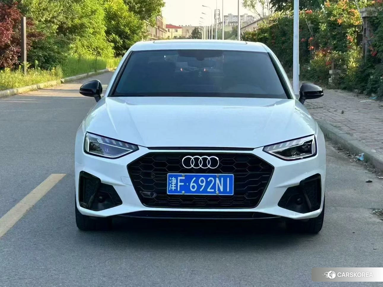 Audi A4L 2023 Белый из Китая, фото 4