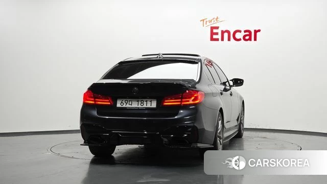 BMW 5 Series (G30) id 4587410 из Кореи 14