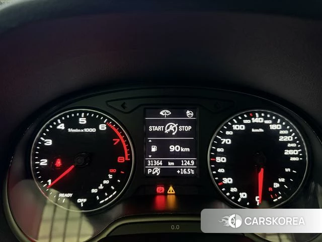 Audi Q2L id 4314578 из Китая 16