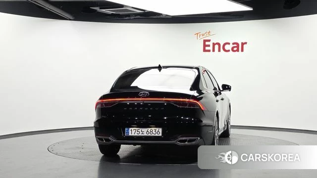 Hyundai The New Grandeur IG id 4662336 из Кореи 31