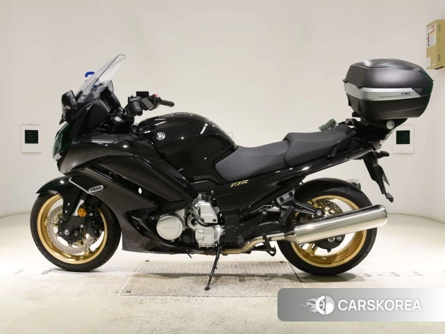 Yamaha FJR 1300 AS 2025 из Японии
