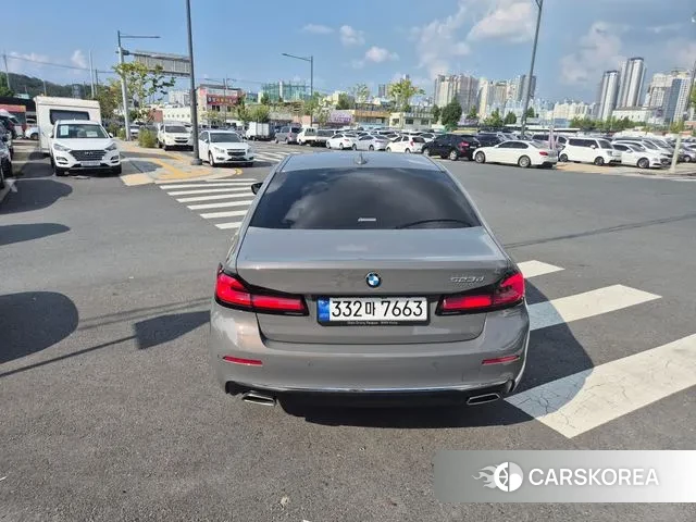 BMW 5 Series (G30) id 3059548 из Кореи 14