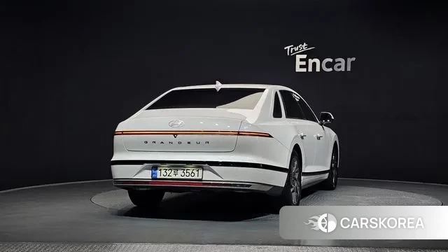 Hyundai Grandeur (GN7) id 3614924 из Кореи 14