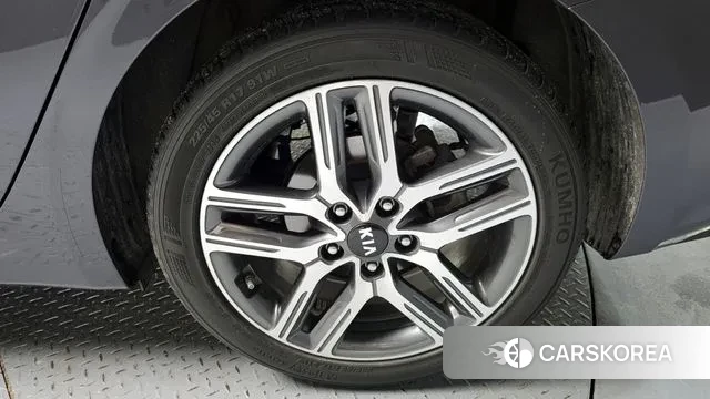 Kia Come New K3 id 3773080 из Кореи 14