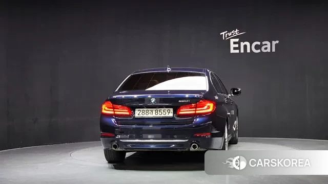 BMW 5 Series (G30) id 3514698 из Кореи 14