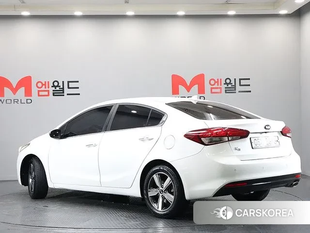 Kia The New K3 id 3522623 из Кореи 14