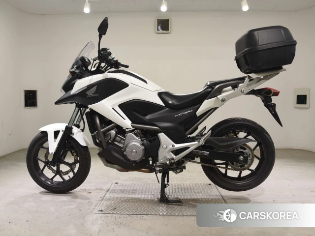 Проданный Honda NC700X 2012 из Японии