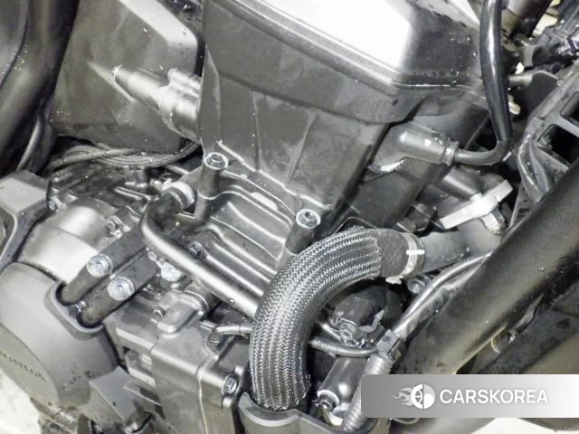 Engine photo