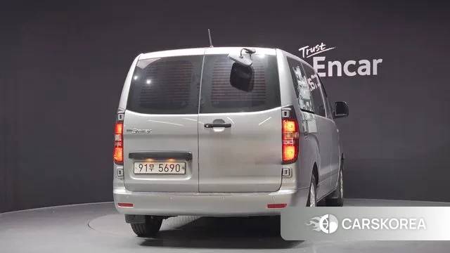 Hyundai The New Grand Starex id 3018333 из Кореи 14