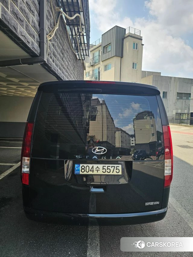 Hyundai Staria 2022 Черный из Кореи, фото 5