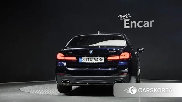 BMW 5 Series (G30) id 3197426 из Кореи 14